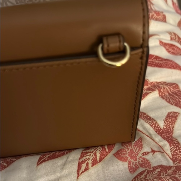 3 Michael Kors Brown and Cream bags - Picture 6 of 15